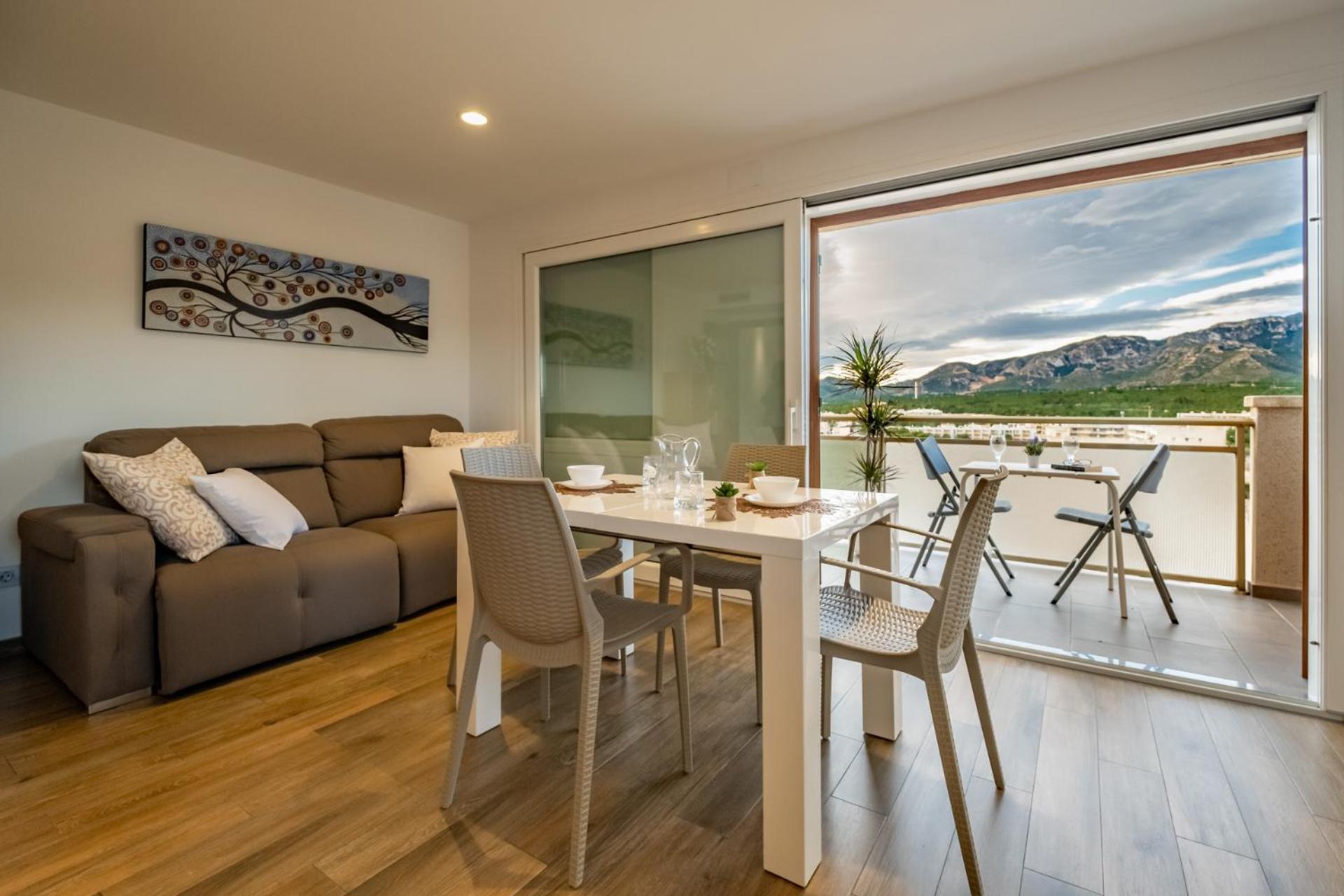 Apartamento Con Terraza, Vistas Playa Y Montana Оспиталет де л'Инфант Екстериор снимка