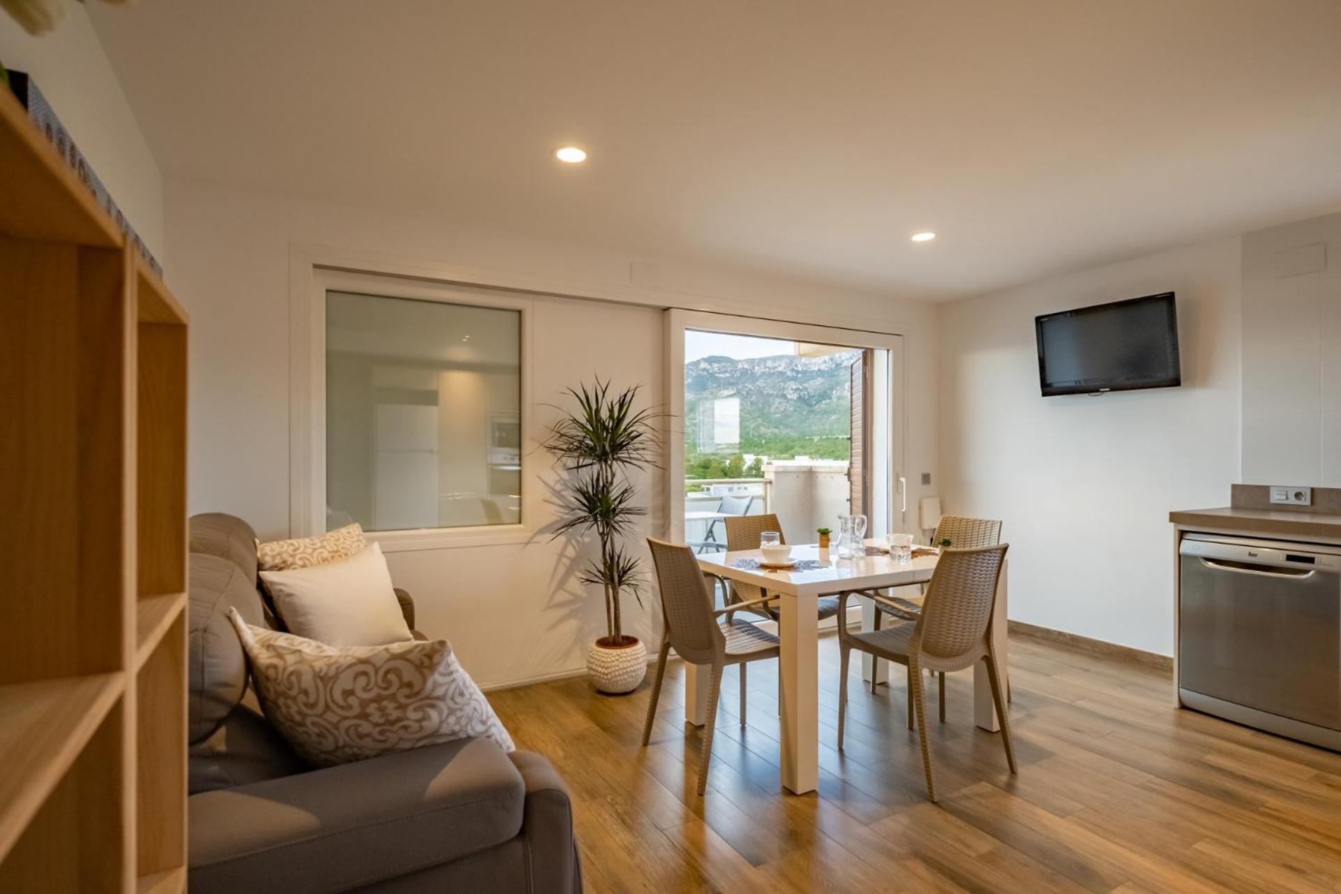 Apartamento Con Terraza, Vistas Playa Y Montana Оспиталет де л'Инфант Екстериор снимка